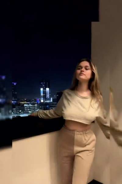 She&rsquo;s beautiful [drop]