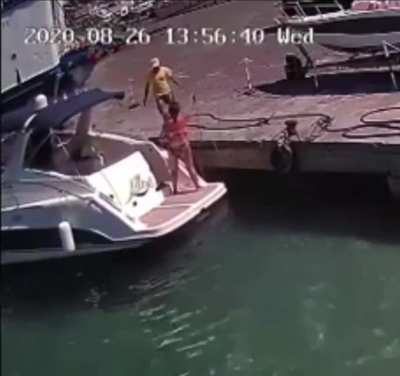 Don&rsquo;t mind me just untethering the boat