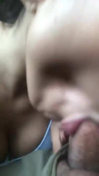 Sucking dick vid