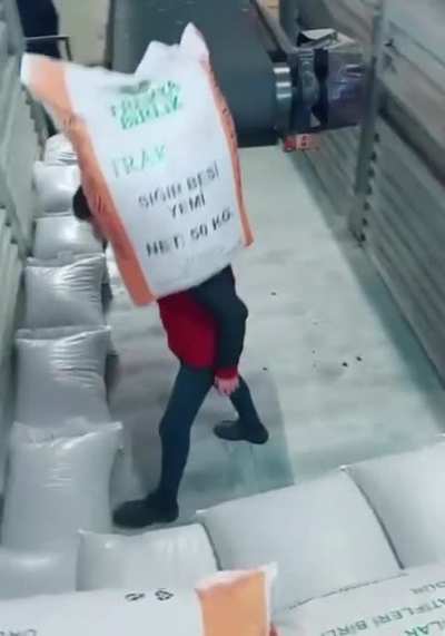 T&uuml;rkiyenin en g&uuml;&ccedil;s&uuml;z adamı