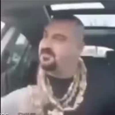 😈