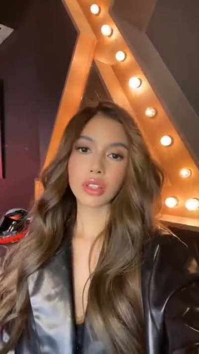 Alexa Miro