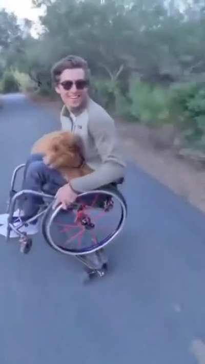 This guy is very brave