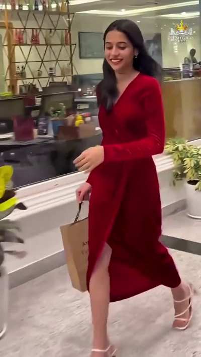 Divya Bollywood Girl&hearts;️