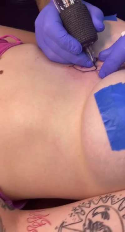 A little clip from when I got my newest tattoo❤️&zwj;🔥