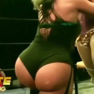 Just 🍑🍑