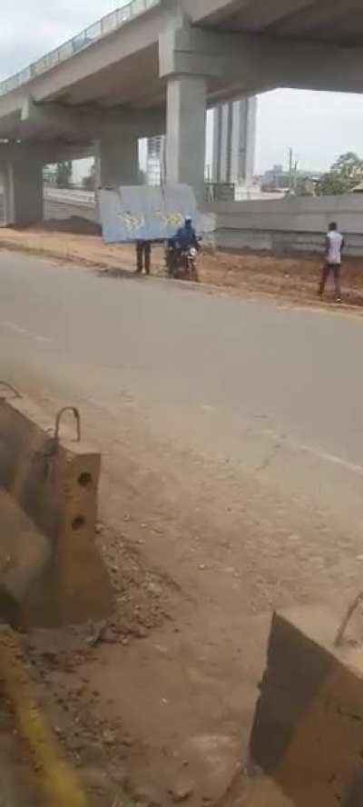 They should organise a giveaway for these road contraction barriers. The catch would be you have to physically carry the thing. But this is more entertaining 😂