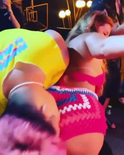 Queria ser o &Aacute;lvaro dessa vez kkk passou a l&iacute;ngua sem d&oacute; no cuzao da viih