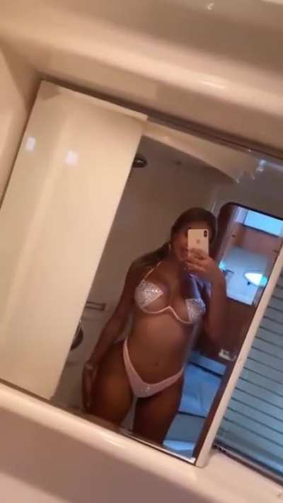 Holy shit 🤤