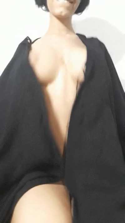 👋🧕