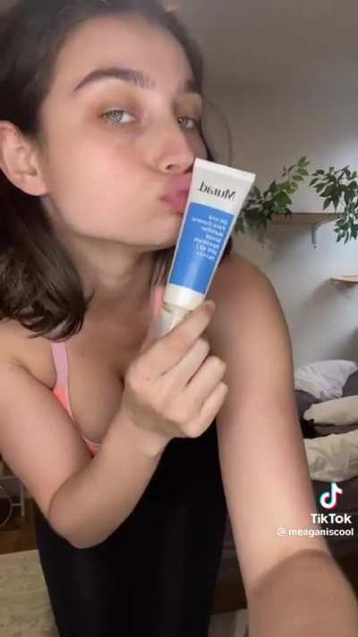 @meganiscool