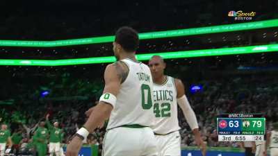 [Highlight] Jayson Tatum on fire as he gets the block on one end, then splashes the triple on the other and blows a kiss to the crowd