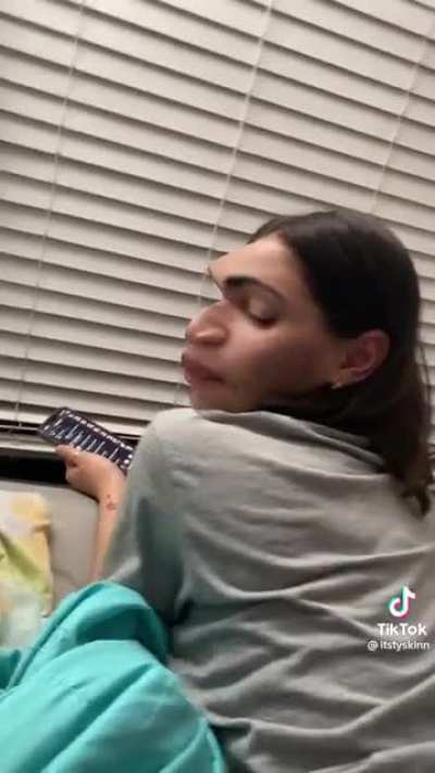 TikTokFeet - Video #4112