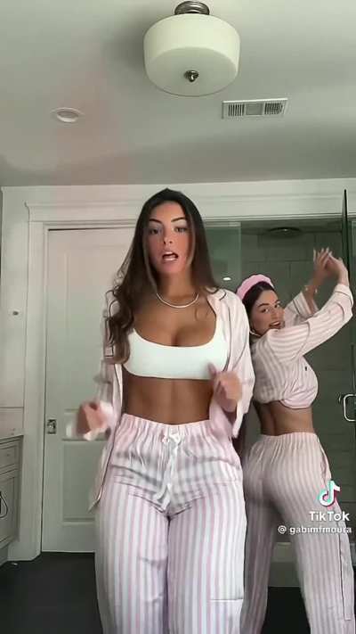 Gabriela Moura 