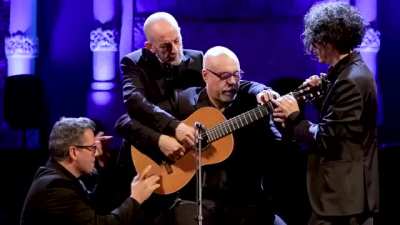 4 Men 1 Guitar