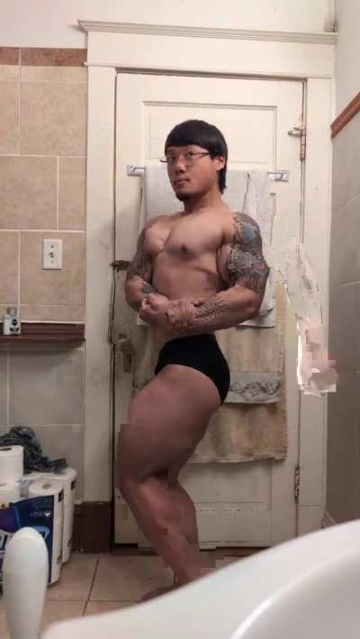 10 weeks, 6 days out from first show of year. OCB. 5'5.