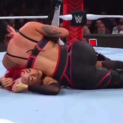 Sonya Deville