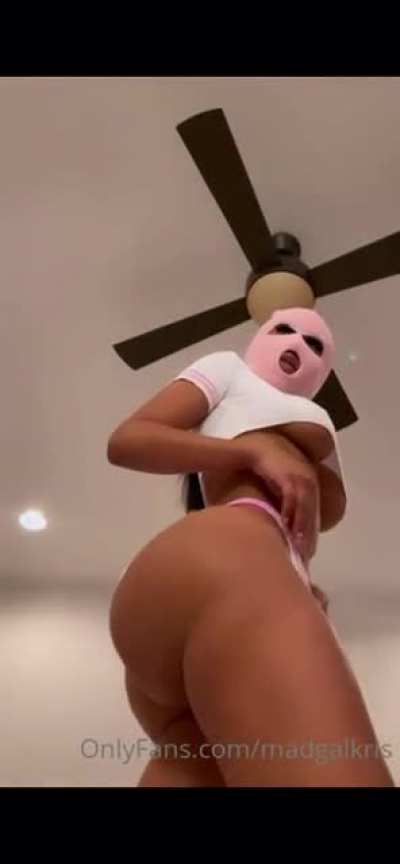 strawberry short cake 🍰 🍓🍑 who need it 1$ dm for video 🔥🔥