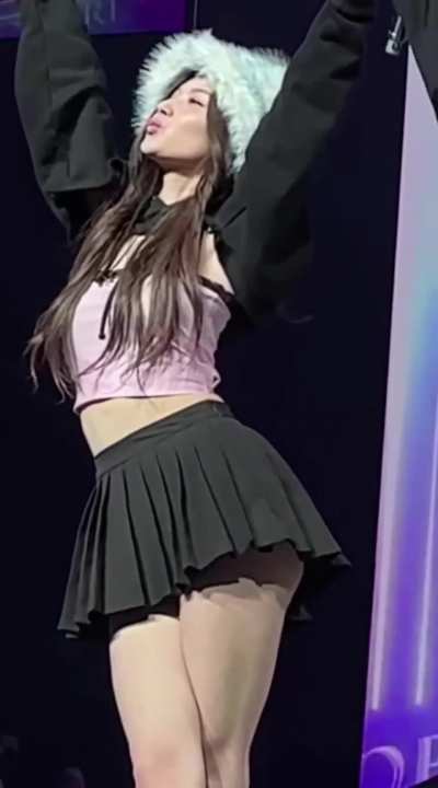 TWICE - Sana