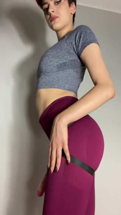 I just came back from the gym and I&rsquo;m ready to fuck you