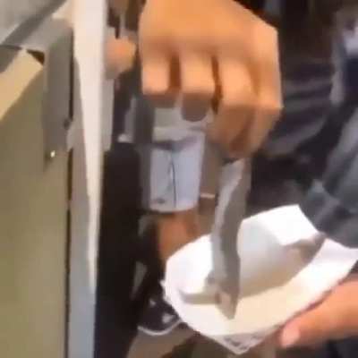 Ğ