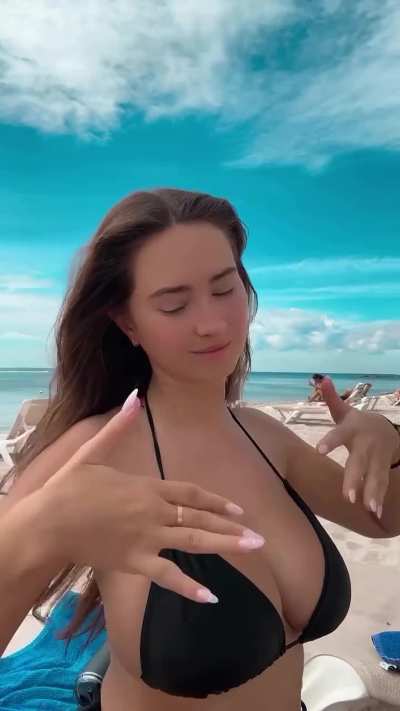 Cece Rose