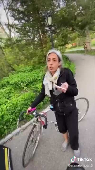 Racist lady tries to steal a portable phone charger from two women. When the women confront the racist, she calls the cops on them and says she “picks her race over any race.”