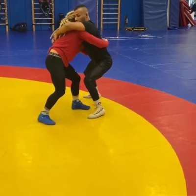 step around body lock throw 🤼&zwj;♂️