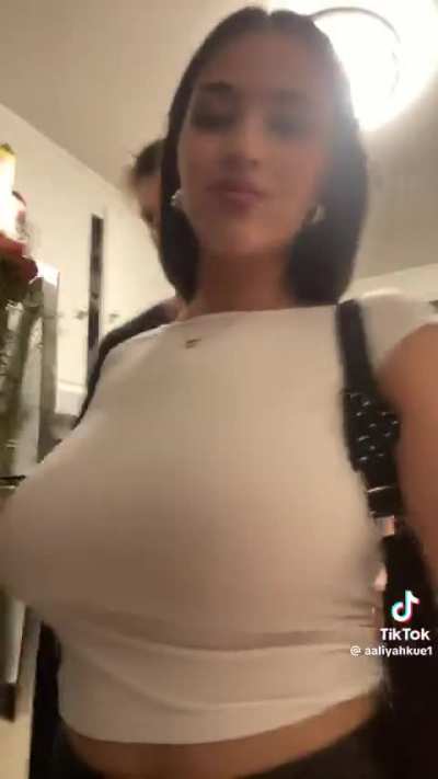 @aaliyahkue1