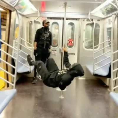 n&atilde;o entendi por&eacute;m foda