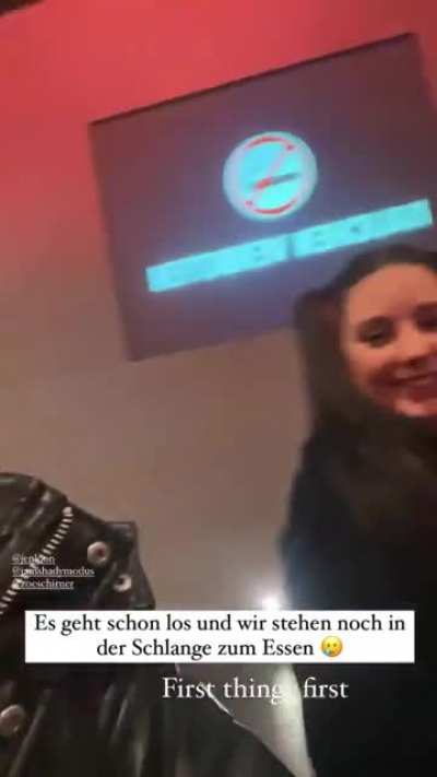 Falls einer fragt was Julia&lsquo;s erste Lebenszeichen waren nach Tagen der Abstinenz&hellip; (Storys zusammengeschnitten) wer mein Beitrag entdeckt kriegt n Kecks
