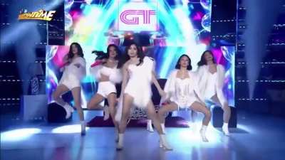 I&rsquo;m in love with this Fifth Harmony performance 😍