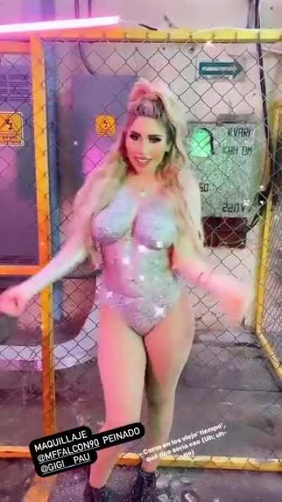 Bebeshita sin brasier
