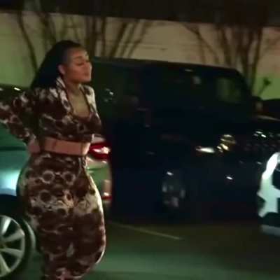 Donna thick as zoo glass