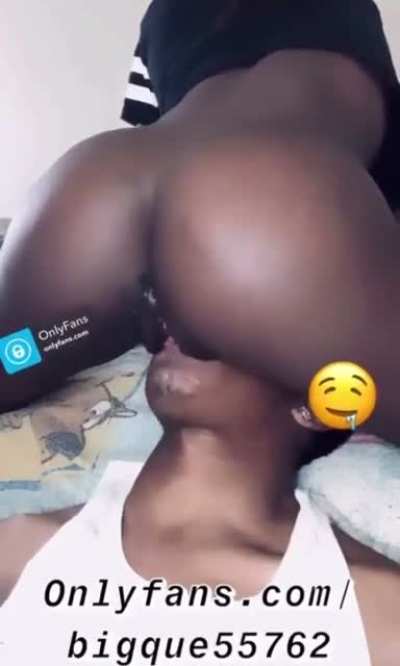 MF: sit on his face