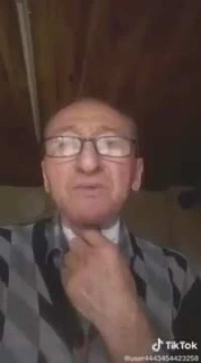 Dayı daft punka d&ouml;nm&uuml;ş&uuml;n daha neyin peşindesin amk ya ahahahhah