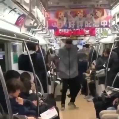 SquarePosting - Video #9176