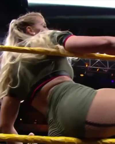 Lacey Evans ( NXT )