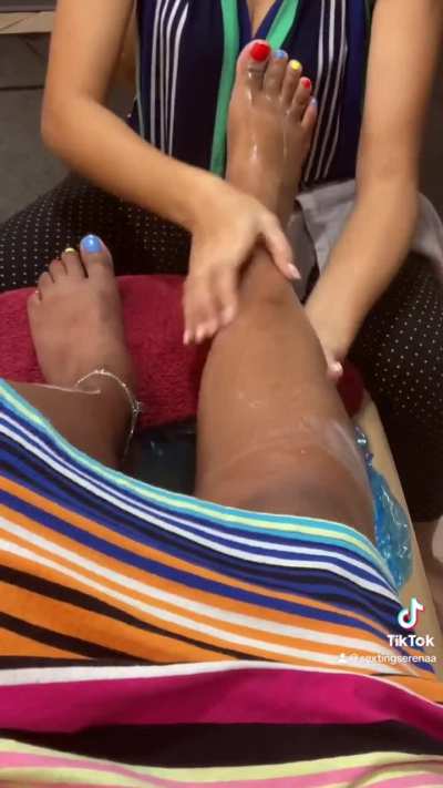 @Sextingserena pedicure day