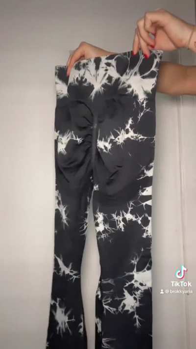 these leggings >>>