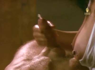 Hyapatia Lee - The Masseuse (1990) - Massage with happy ending