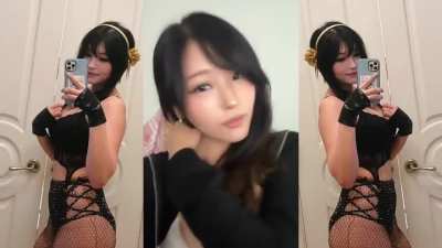 Hyoon Split Video