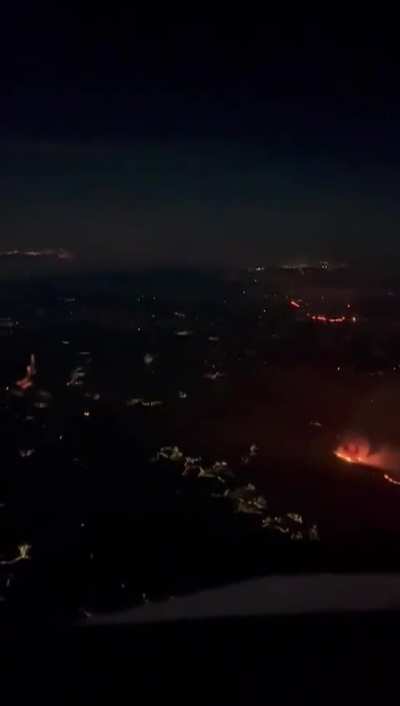 Inc&ecirc;ndios na regi&atilde;o do Porto visto por um piloto em aproxima&ccedil;&atilde;o ao aeroporto FSC
