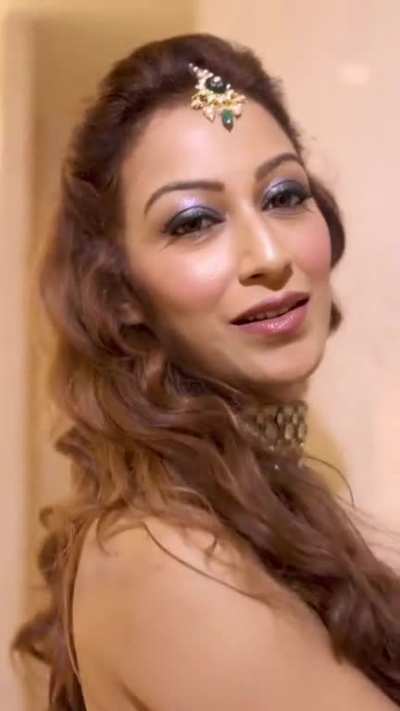 Sunayana Fozdar (New Anjali) 😍😍🤤🤤