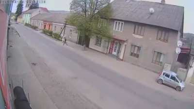 HMFT after this quick car drove past me