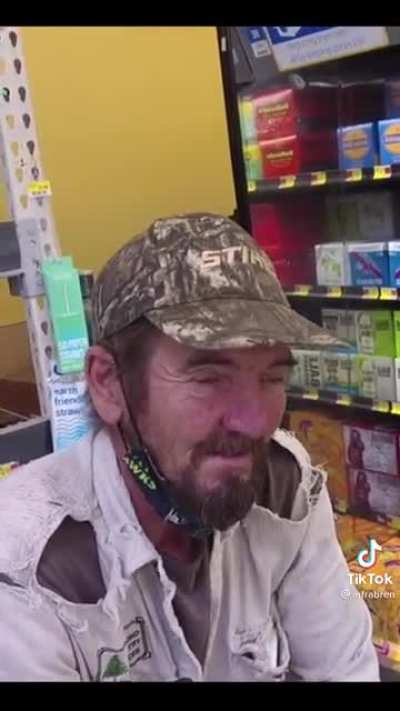Talking to a stranger like he&rsquo;s an old friend