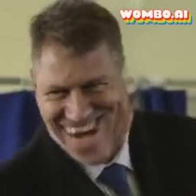 In spatele privirii cu atenție și &icirc;ngrijorare
