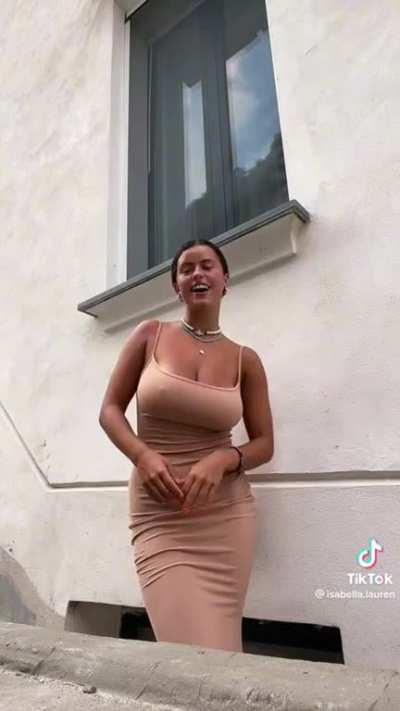 Some of the best boobs on tiktok: isabella.lauren