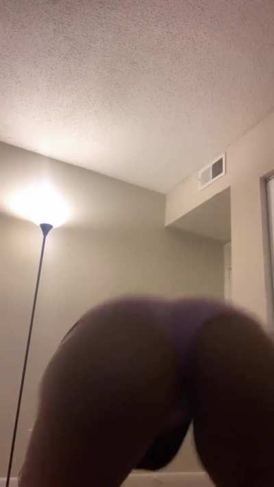 👾