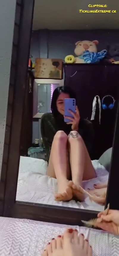 Angelica Feet tickled in front of the mirror by Irene (Mobile versi&oacute;n) (joi tickle and countdown for cum)